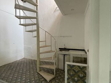 Rumah 2 lantai Parkit di Sektor 2 - Bintaro, Jakarta Selatan