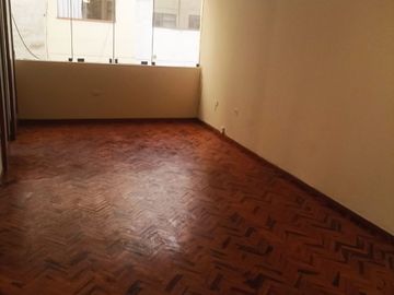 ALQUILO DPTO. 02 DORM. + COCHERA 3° PISO - LA MOLINA