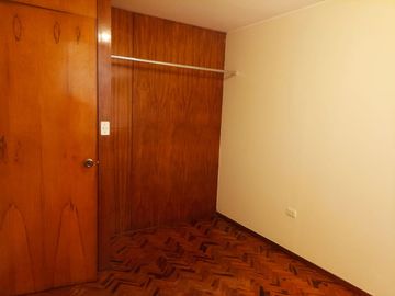 ALQUILO DPTO. 02 DORM. + COCHERA 3° PISO - LA MOLINA