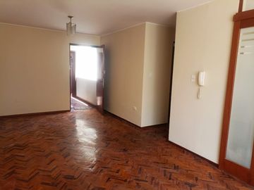 ALQUILO DPTO. 02 DORM. + COCHERA 3° PISO - LA MOLINA