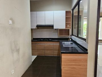 DIJUAL CEPAT! Rumah Mewah Siap Huni di Discovery Bintaro