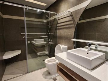 FOR SALE Modern 3 bedroom unit located at Pico de Loro Hamilo Coast, Nasugbu, Batangas