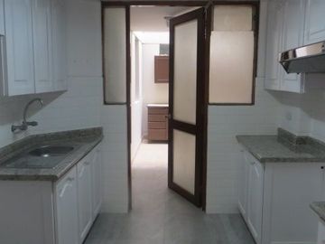 DPTO EN ALQUILER FRENTE A PARQUE EN LA AURORA: 3 DORM, 2 BAÑ, S/3,600