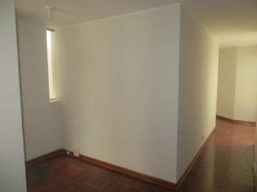 DPTO EN ALQUILER FRENTE A PARQUE EN LA AURORA: 3 DORM, 2 BAÑ, S/3,600