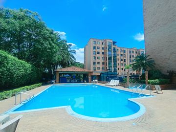 SE VENDE HERMOSO APTO 4 PISO, ESQUINERO, C.R. EN EL INGENIO