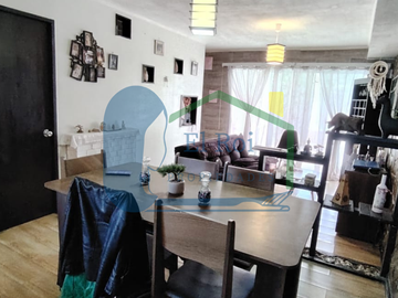 SE VENDE LINDA CASA CON PISCINA