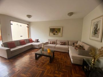 Se Vende Casa En Los Alamos De Monterrico – Santiago De Surco