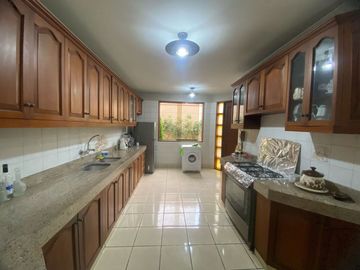 Se Vende Casa En Los Alamos De Monterrico – Santiago De Surco