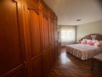 Se Vende Casa En Los Alamos De Monterrico – Santiago De Surco
