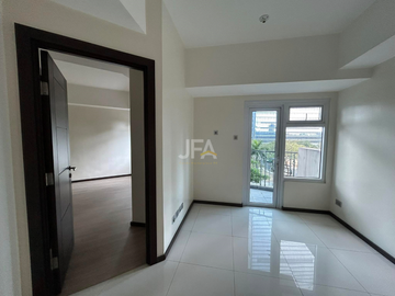 Rent-To-Own and Pet-Friendly 1 Bedroom in The Trion Towers BGC