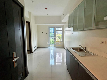 Rent-To-Own and Pet-Friendly 1 Bedroom in The Trion Towers BGC