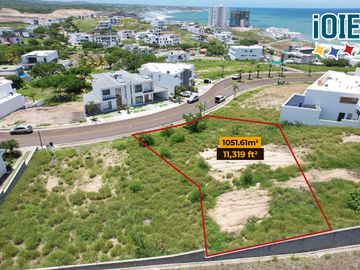 Amplio Lote En Venta En Urbanización Ciudad Del Mar