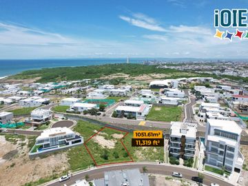 Amplio Lote En Venta En Urbanización Ciudad Del Mar