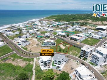 Amplio Lote En Venta En Urbanización Ciudad Del Mar