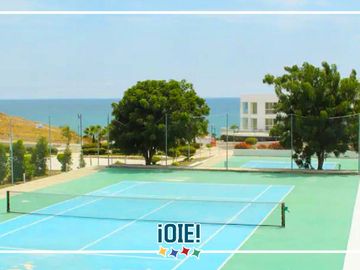 Amplio Lote En Venta En Urbanización Ciudad Del Mar
