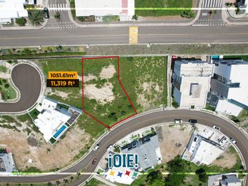 Amplio Lote En Venta En Urbanización Ciudad Del Mar