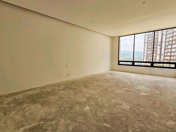 Casa en venta en Bosque Real con amenidades, 3 recámaras