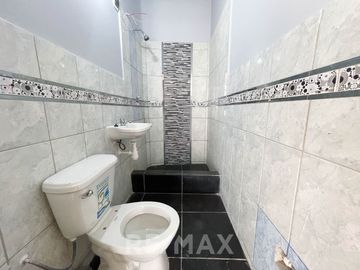 Vendo Departamento De Estreno En 1Er Piso - Frente A Parque - Sjl