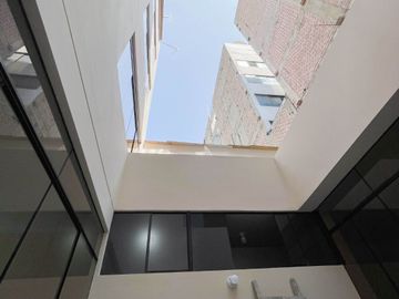 Vendo Departamento De Estreno En 1Er Piso - Frente A Parque - Sjl