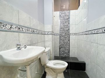 Vendo Departamento De Estreno En 1Er Piso - Frente A Parque - Sjl