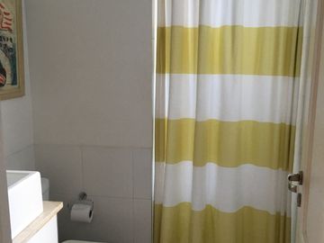 Excelente Departamento en Edificio de Gran Categoría - Recoleta