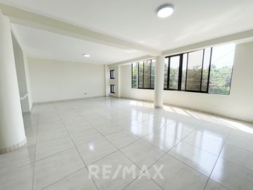Vendo Departamento De Estreno Frente A Parque 2Do Piso - San Juan De Lurigancho