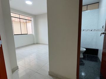 Vendo Departamento De Estreno Frente A Parque 2Do Piso - San Juan De Lurigancho