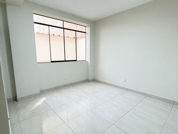 Vendo Departamento De Estreno Frente A Parque 2Do Piso - San Juan De Lurigancho