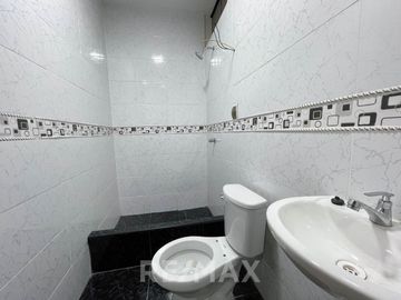 Vendo Departamento De Estreno Frente A Parque 2Do Piso - San Juan De Lurigancho