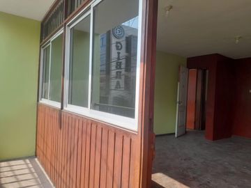 Alquiler de Departamento en el 2do piso - Zarate SJL