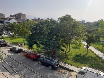 Alquiler de Departamento en el 2do piso - Zarate SJL