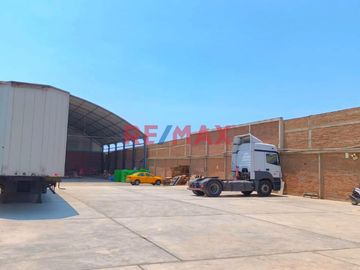 Almacen Con Nave Industrial En Venta Sector Parque Industrial La Esperanza - Trujillo