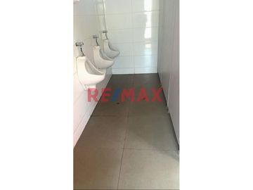 Almacen Con Nave Industrial En Venta Sector Parque Industrial La Esperanza - Trujillo