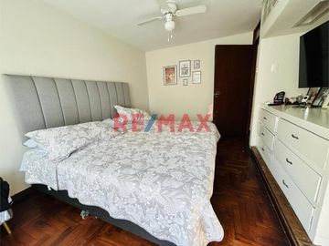 Ocasion Se Vende Casa De Tres Pisos En Palermo/ 320 M2 A.T./ 360 A.C./ $270,000.00