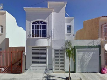 HERMOSA CASA DE 2 NIVELES EN FRESNILLO ZACATECAS