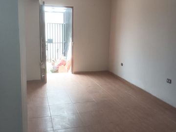 Oportunidad De Inversion - Casa En Venta