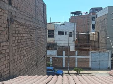 Oportunidad De Inversion - Casa En Venta