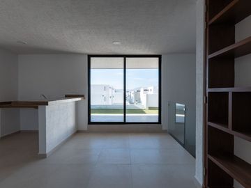 CASA DE 4 RECÁMARAS EN LOMAS DE ANGELOPOLIS 3 - ENTREGA INMEDIATA