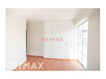 Alquiler De Moderno Departamento De Estreno Con Terraza – Surquillo