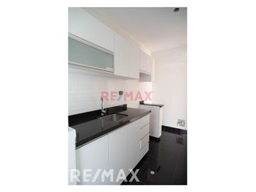 Alquiler De Moderno Departamento De Estreno Con Terraza – Surquillo