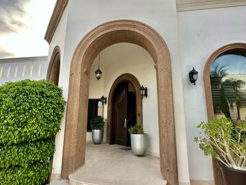SE VENDE CASA EN LA JOLLA
