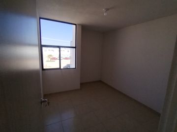 CASA EN PREVENTA A 10 MIN DE ZONA INDUSTRIAL MUY AMPLIA SAN LUIS POTOSI