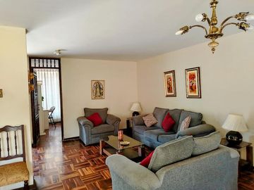 Casa a la Venta en Vista Alegre Surco