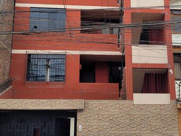 Casa a la Venta en San Juan de Lurigancho - Mangomarca