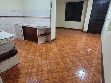 Casa a la Venta en San Juan de Lurigancho - Mangomarca