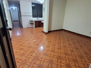 Casa a la Venta en San Juan de Lurigancho - Mangomarca