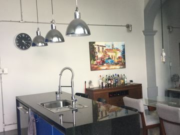 Casa Remodelada  con 6 departamentos en venta Centro Guadalajara