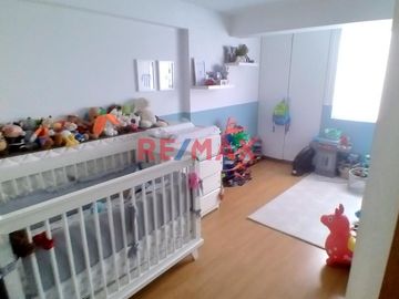 Departamento En Venta En Urbanización Casuarinas Sur En El Distrito De Santiago De Surco