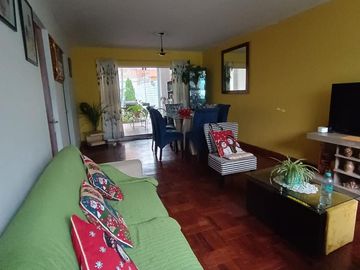 Casa en venta en San miguel limite con magdalena del mar