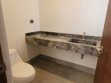 VENDO CASA EN EL MAYORAZGO, LEÓN, GUANAJUATO